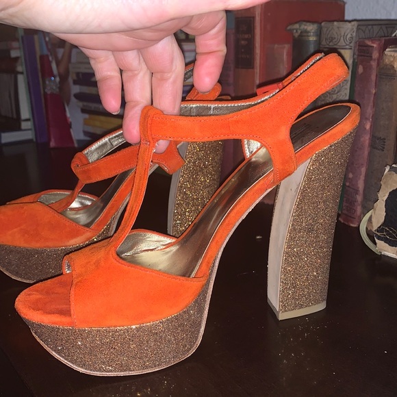 PELLE MODA size 7 1/2 platform 5” heel - Picture 1 of 7